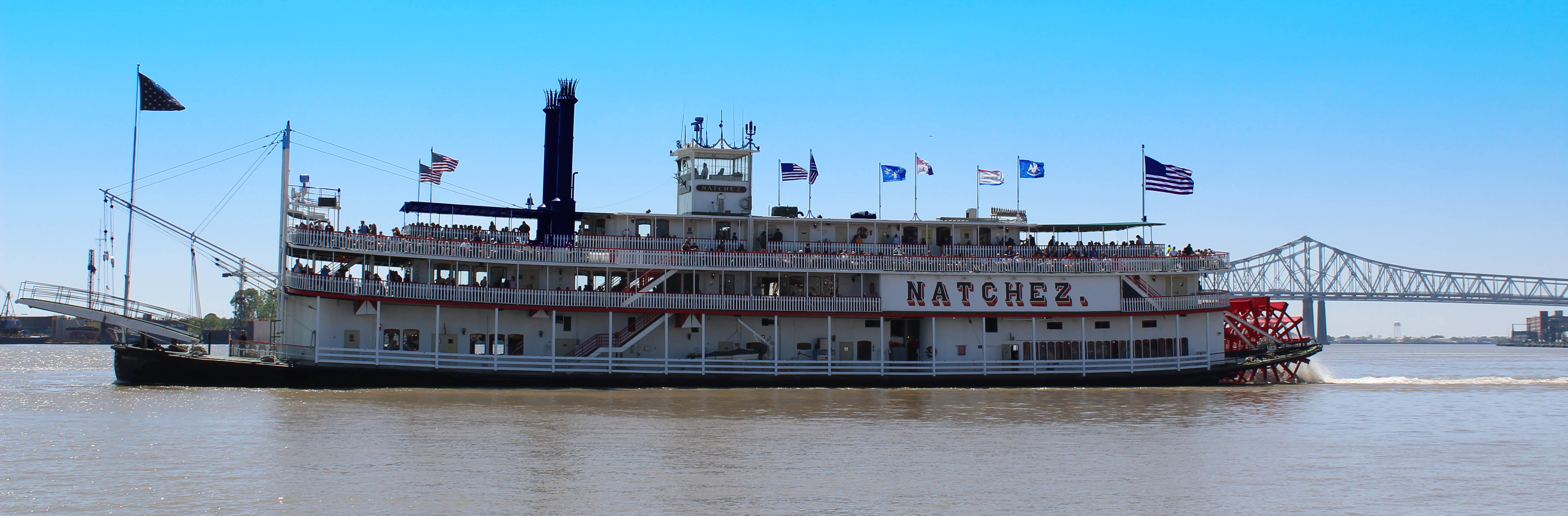 natchez riverboat location