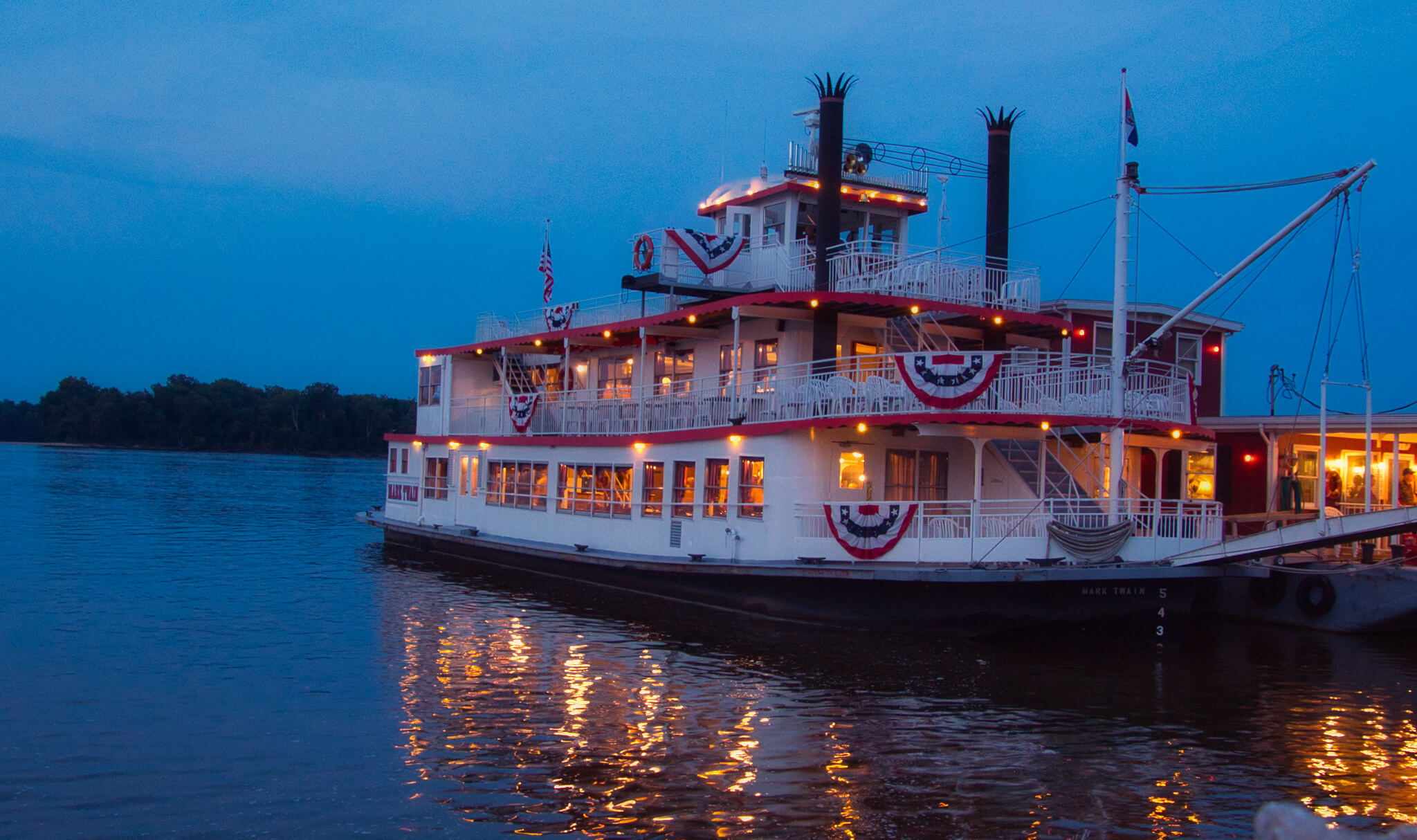 Hannibal River Cruises on the Mark Twain Riverboat